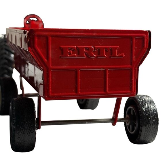ERTL International Die Cast Harvester Tractor with Wagon - Picture 11 of 15
